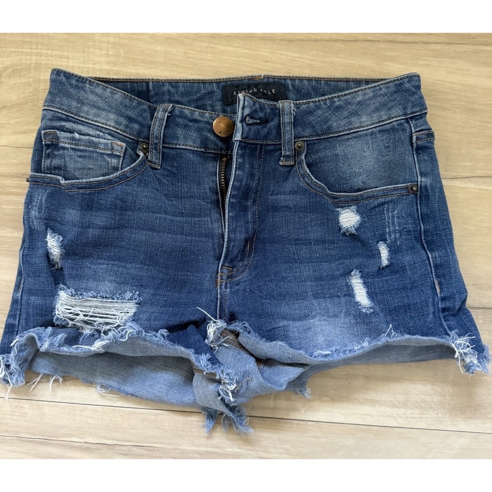 Aeropostale Distressed Jean Shorts Size 4